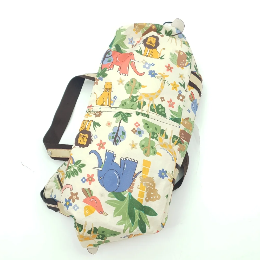 LeSportSac Small Duffle Bag Wild Animal Print Lion Giraffe Elephant Cream - Picture 5 of 12